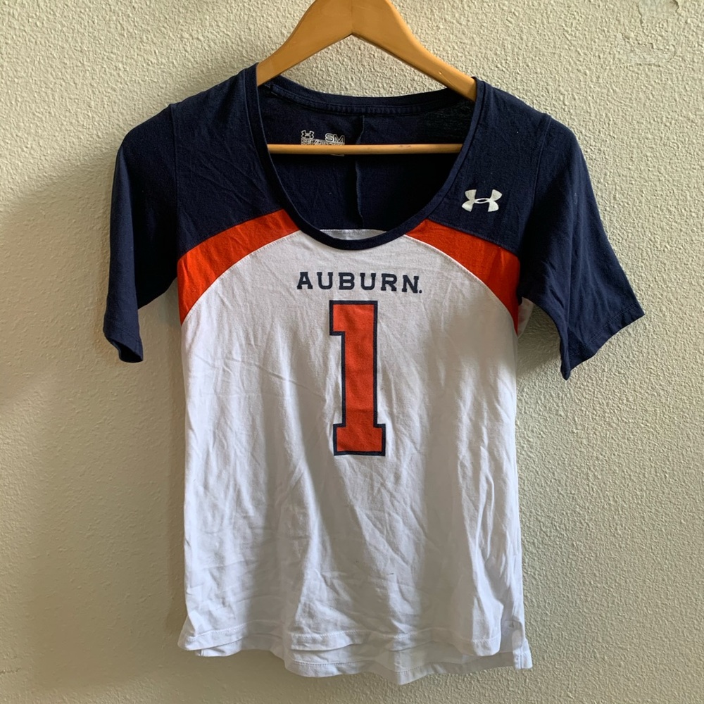 Auburn Under Armour women’s tee small -1